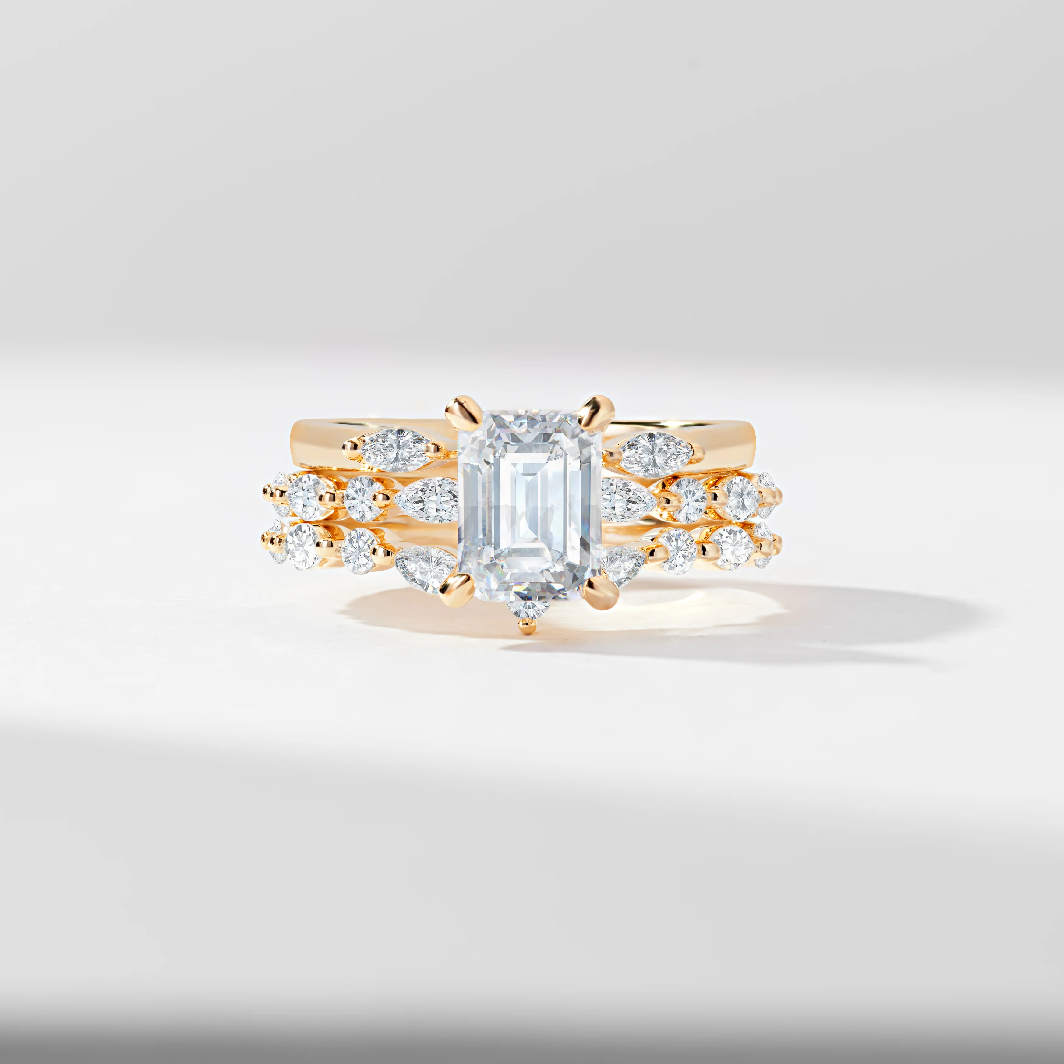1.5ct Radiant Lab Diamond Solitaire With Marquise And Round Brilliant Shoulder Contour And Open Gap Bridal Set 2.0tdw