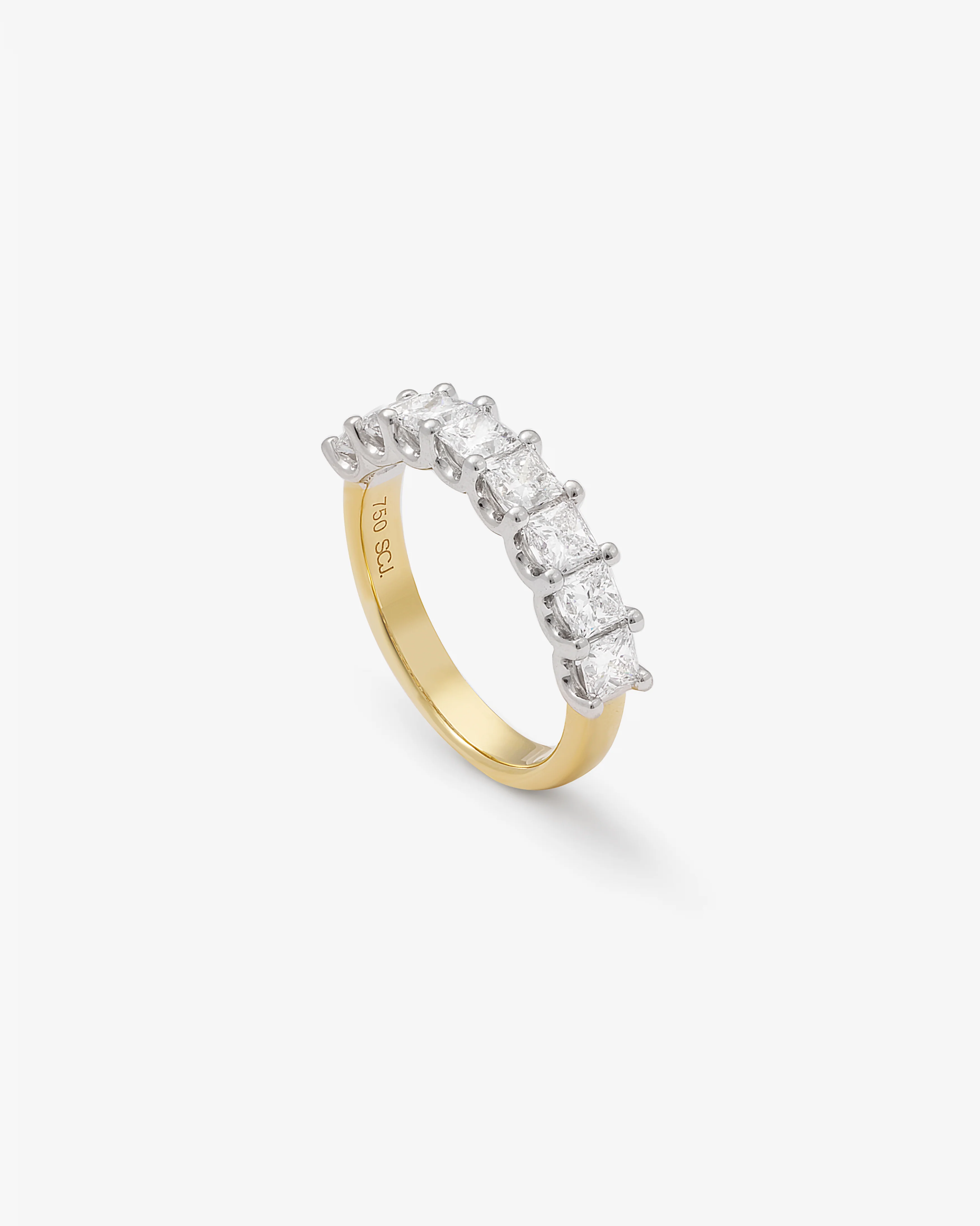 18K Yellow And White Gold Princess Cut Floating Lab Diamond Band - Image 3