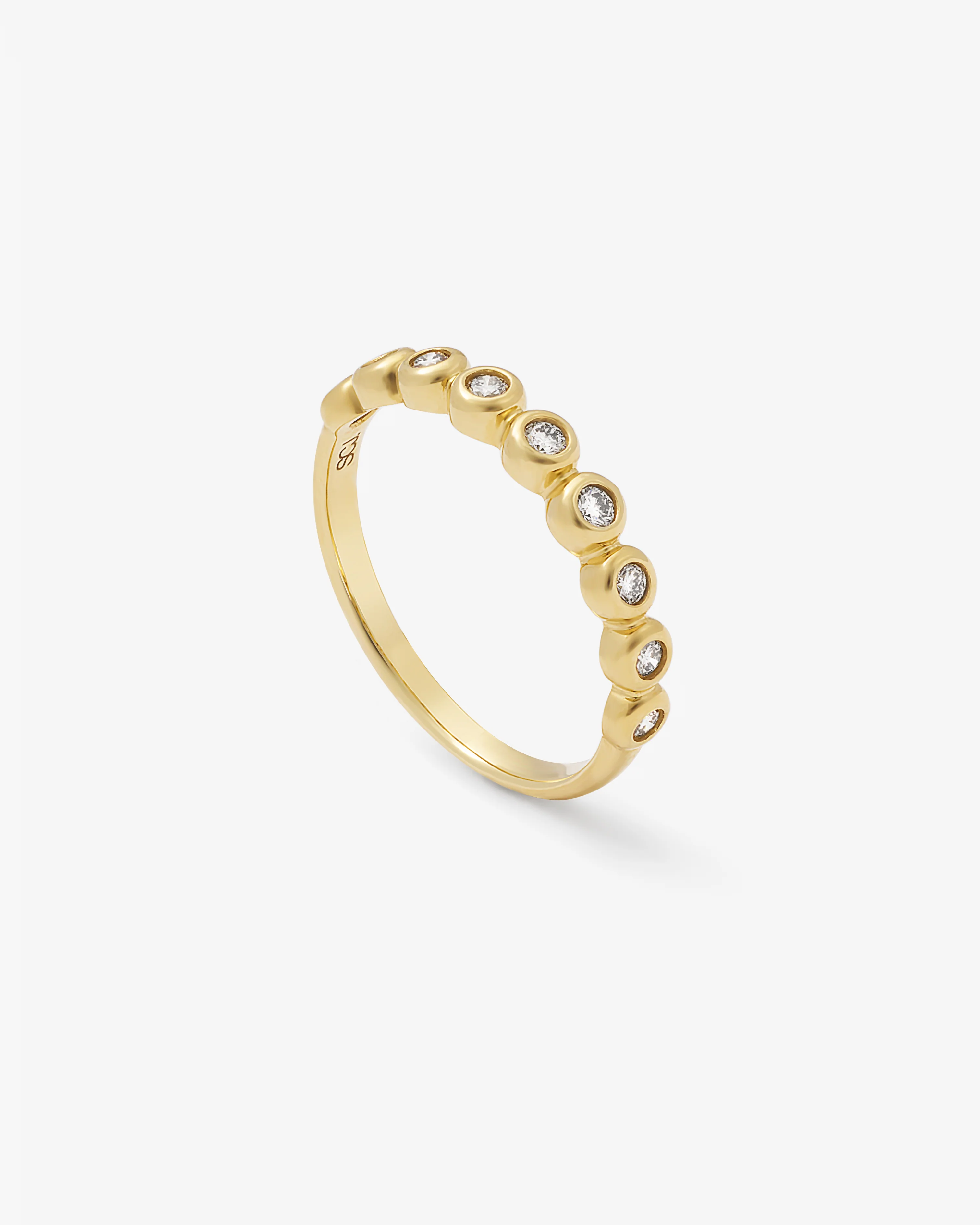 18K Yellow Gold Round Brilliant Diamond Bezel Set Band - Image 2
