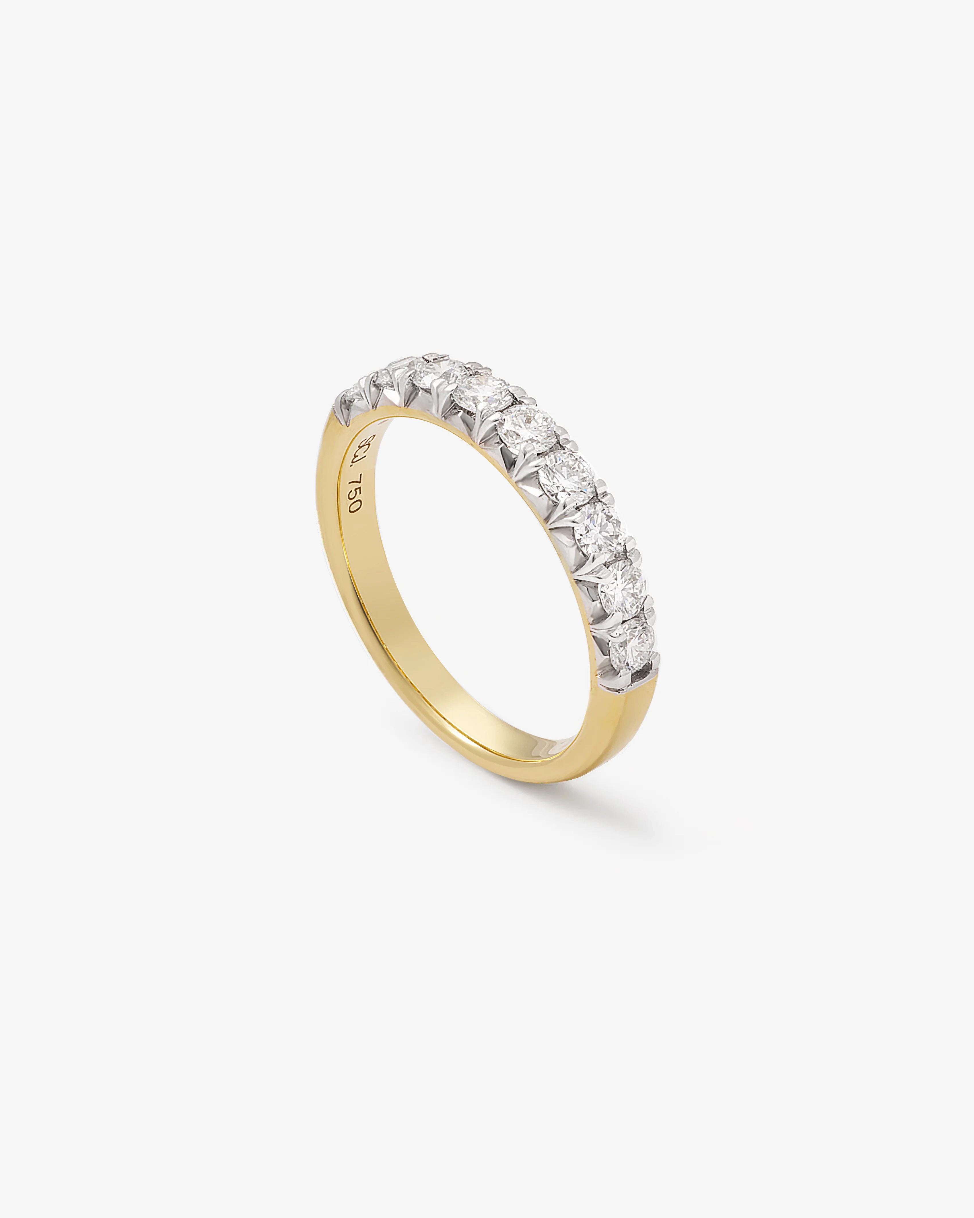 18K Yellow Gold Round Brilliant Lab Diamond Claw Set Band - Image 2