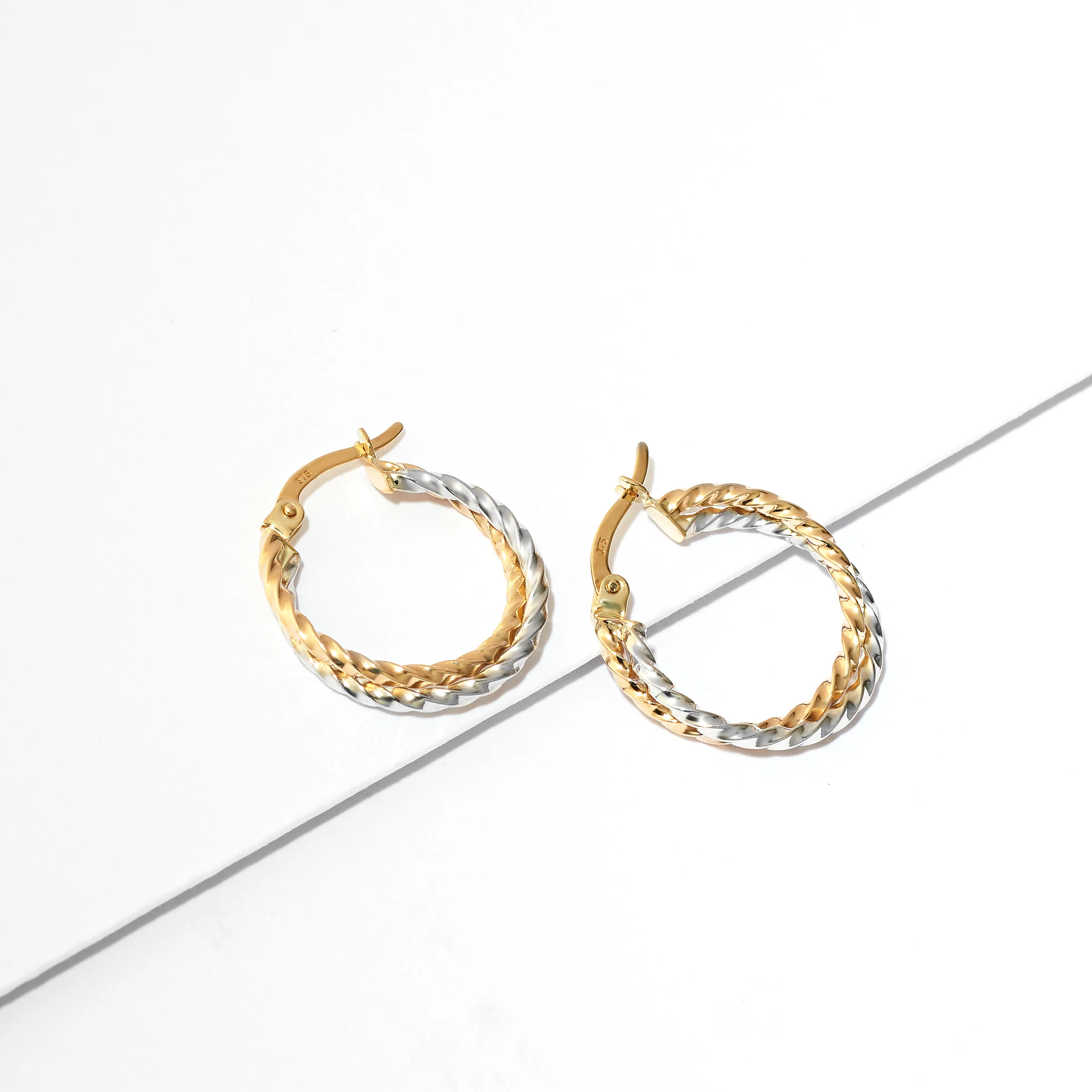 9K Yellow and White Gold Crossover Hoop Earrings - Image 2
