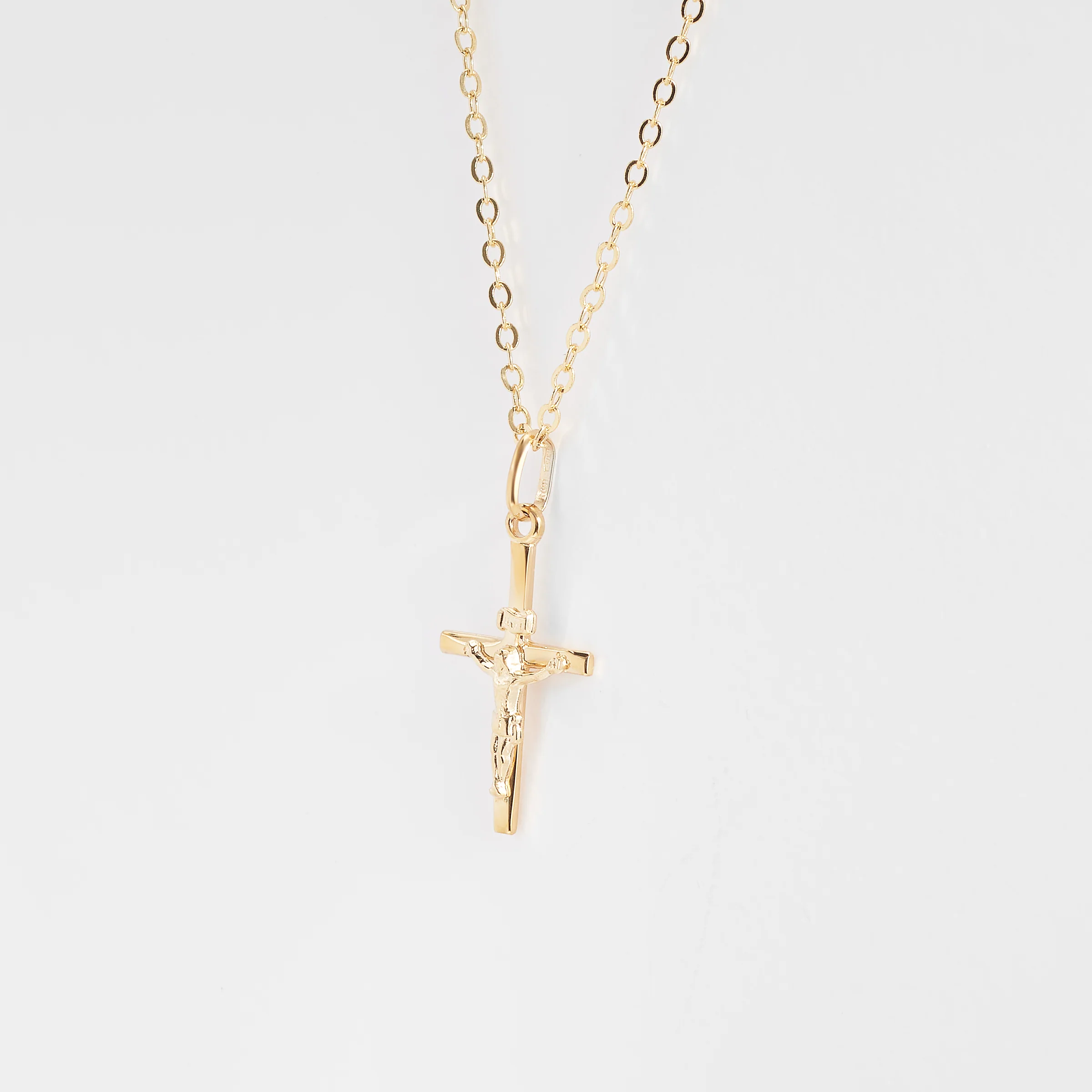 9K Yellow Gold Crucifix Pendant 21x13mm