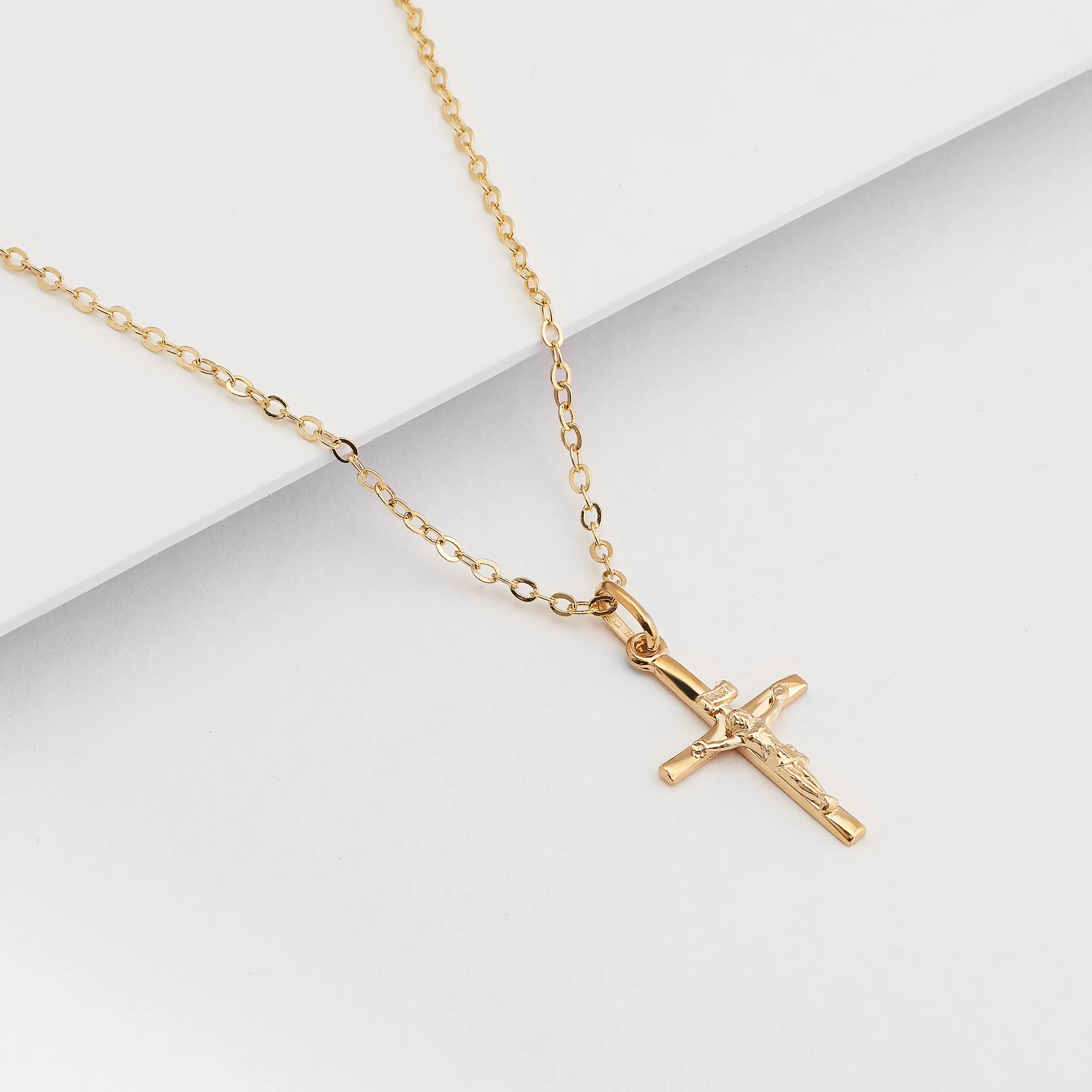 9K Yellow Gold Crucifix Pendant 21x13mm - Image 2