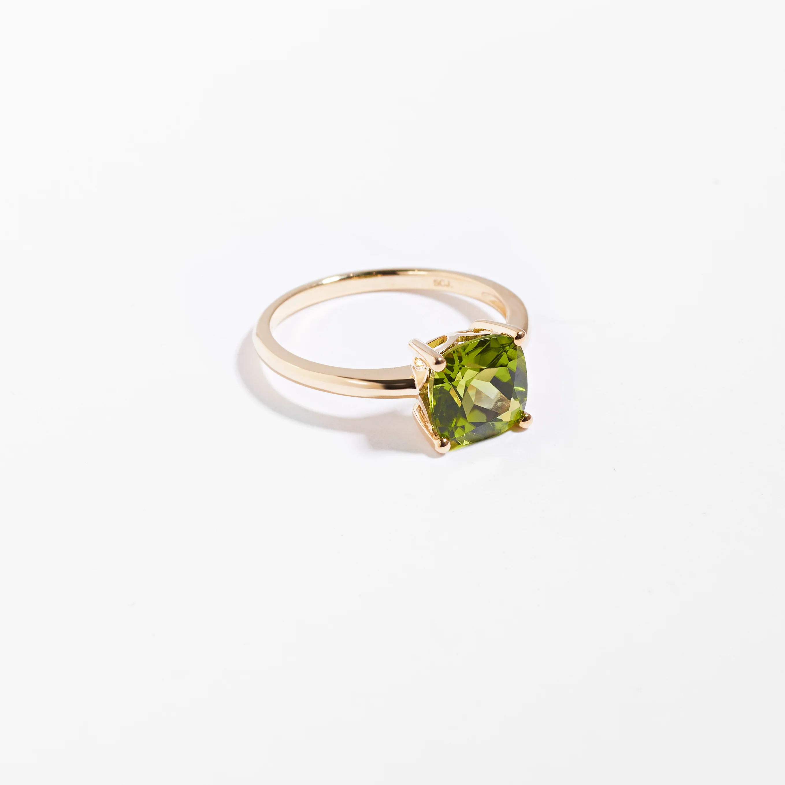 9K Yellow Gold Peridot August Birthstone ring