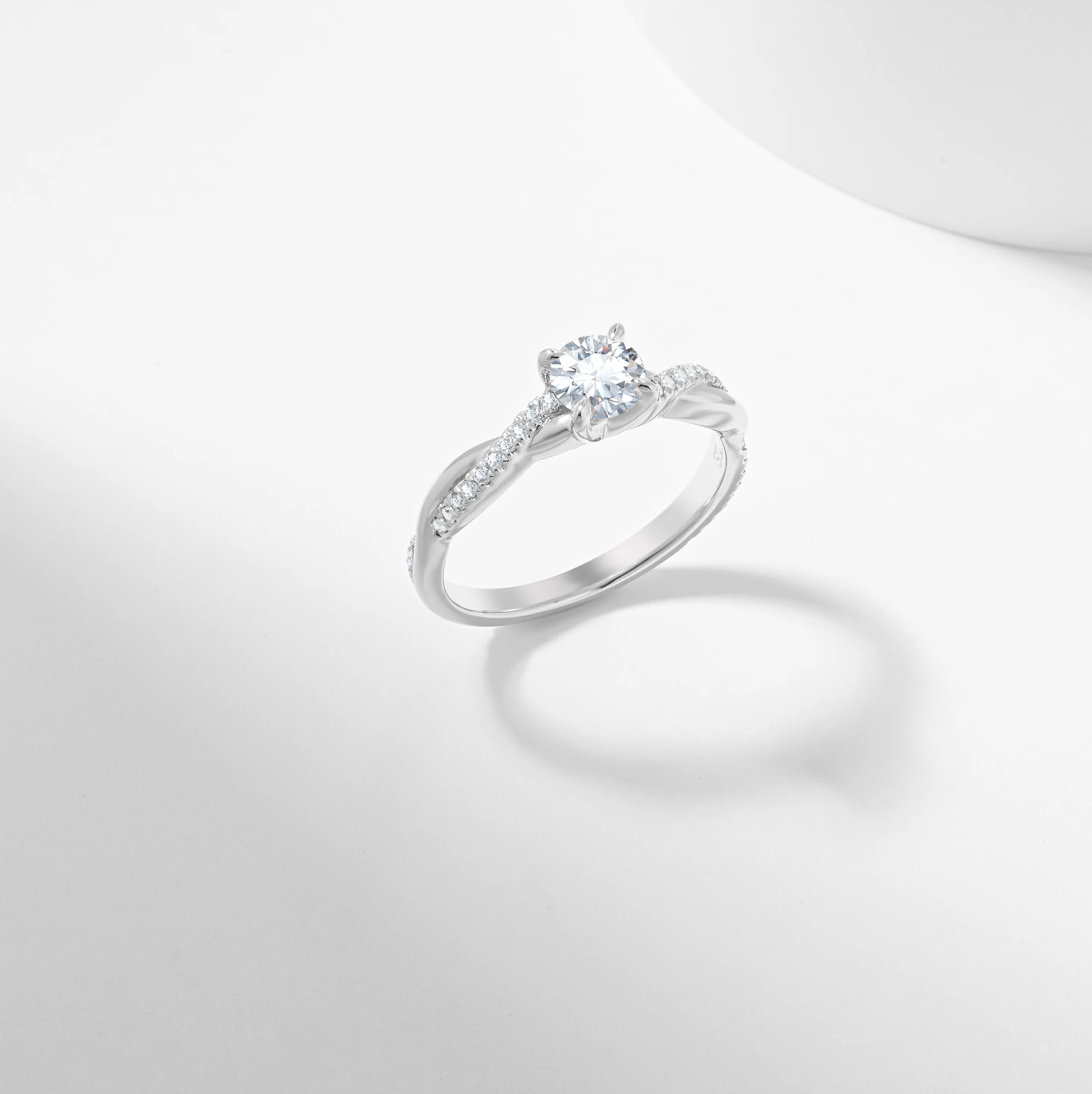Round Brilliant Lab Grown Diamond Entwined Band Engagement Ring 0.65tdw - Image 6