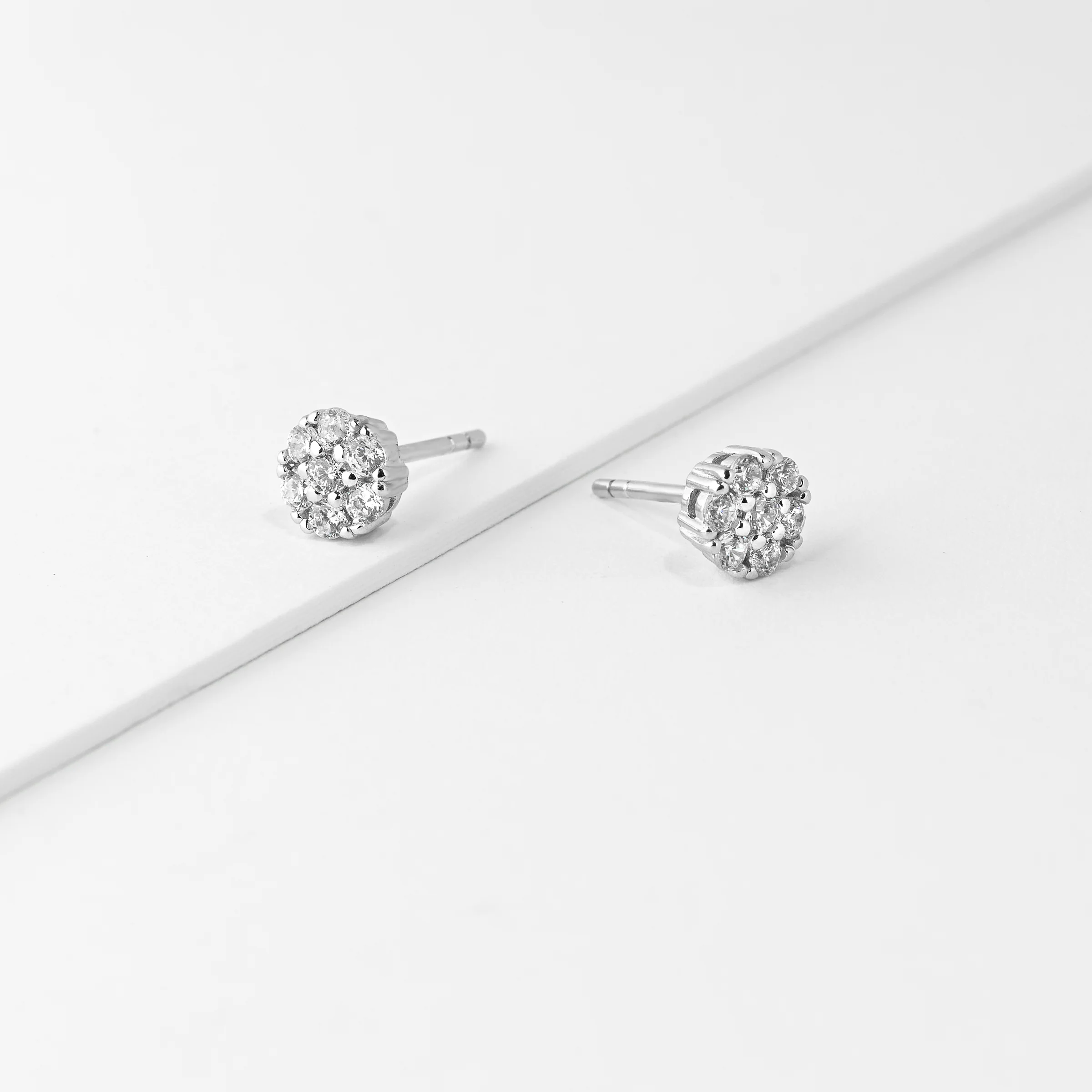 Sterling Silver Zirconia Cluster Crown Set Stud Earrings 6mm